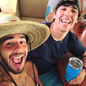 Meet your Posher, Javier